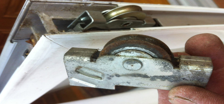 screen door roller repair in Tracy